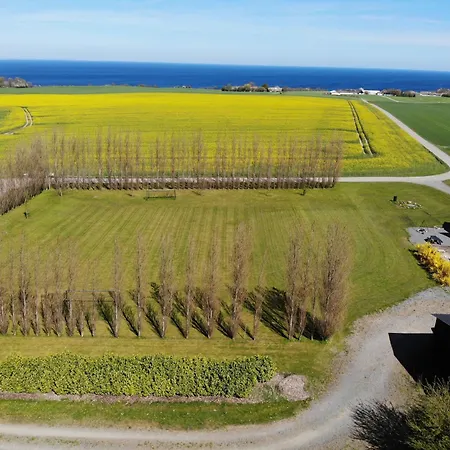Solhjem Bornholm - Sea View - Big Garden Apartment *